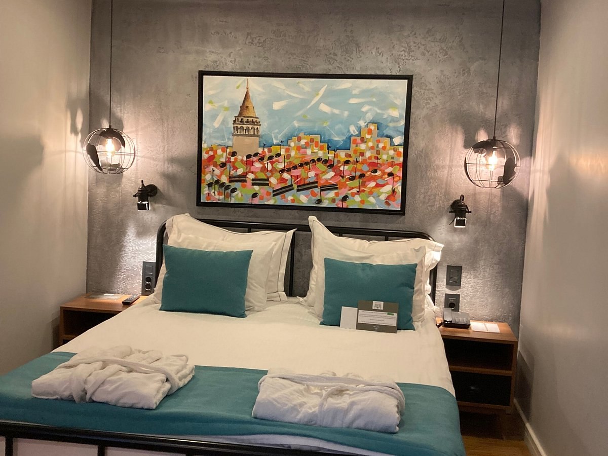 Hotel Poem — номер